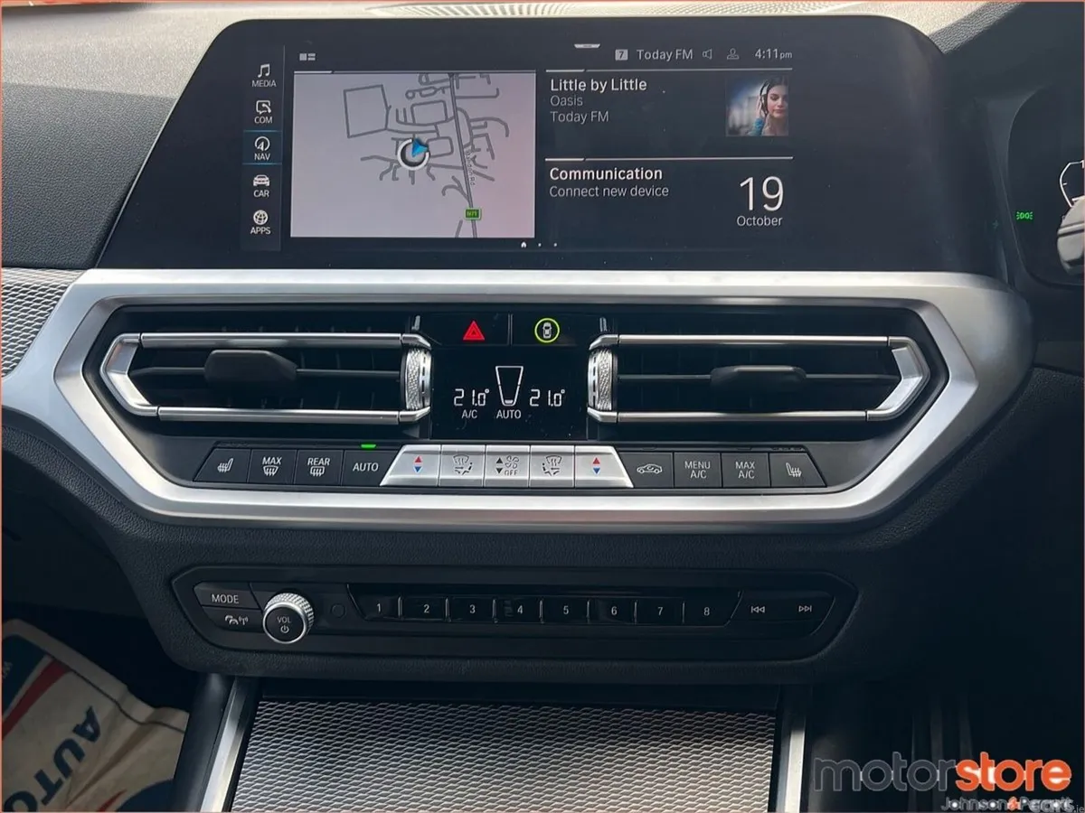 BMW 3-Series Estate, Petrol Plug-in Hybrid, 2022, White