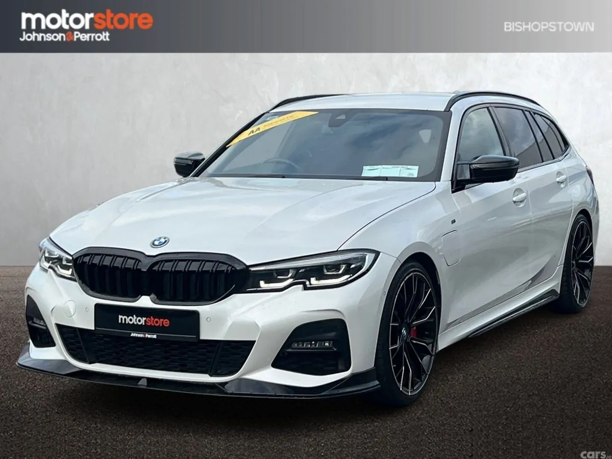 BMW 3-Series Estate, Petrol Plug-in Hybrid, 2022, White