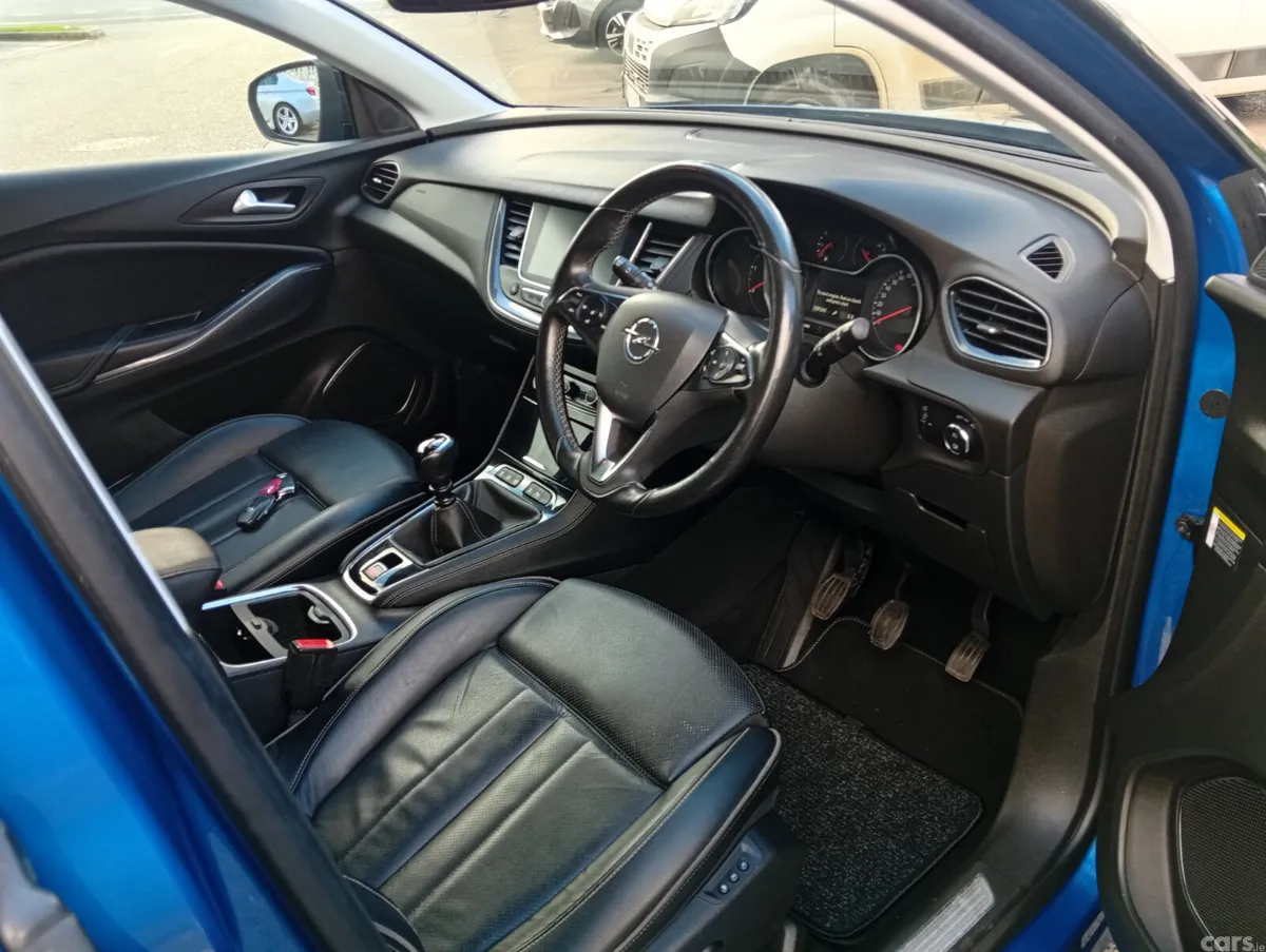 Opel Grandland X SUV, Diesel, 2019, Blue