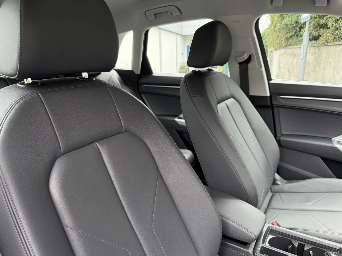 Audi Q3 SUV, Petrol, 2025, Blue