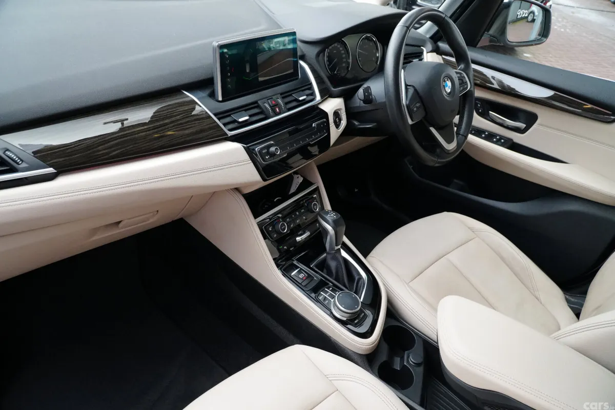 BMW 2-Series MPV, Diesel, 2019, White