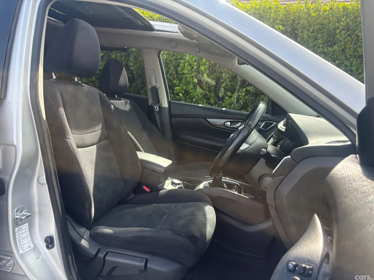 Nissan X-Trail SUV, Diesel, 2015, Silver