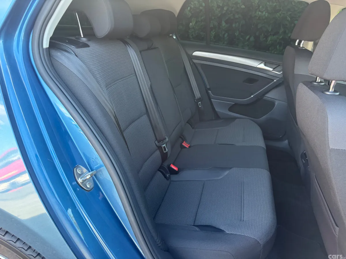 Volkswagen Golf Hatchback, Petrol, 2013, Blue