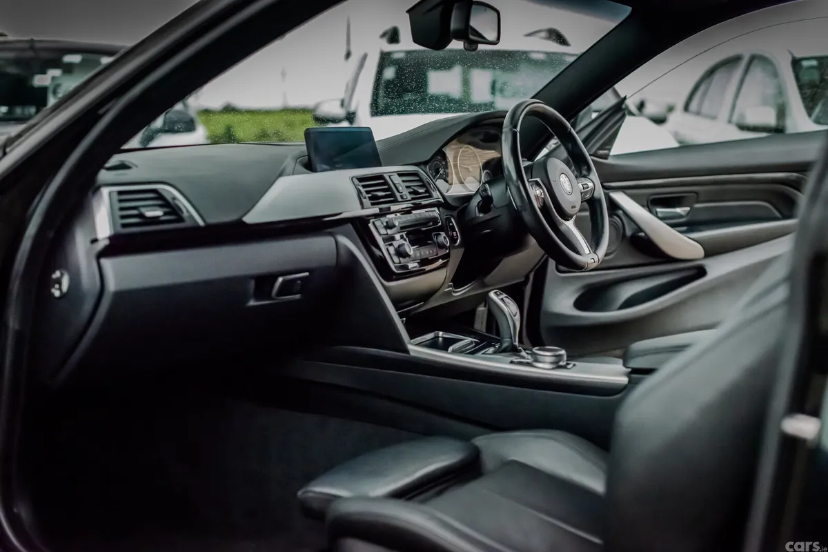 BMW 4-Series Coupe, Diesel, 2017, Black