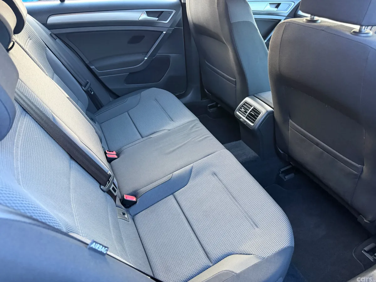 Volkswagen Golf Hatchback, Petrol, 2014, Grey