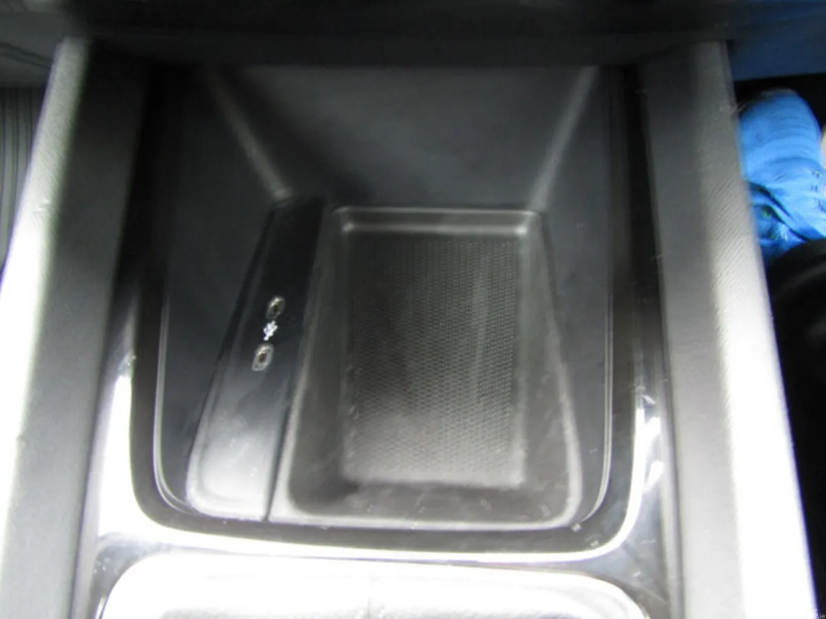 Skoda Octavia Hatchback, Diesel, 2021, Black