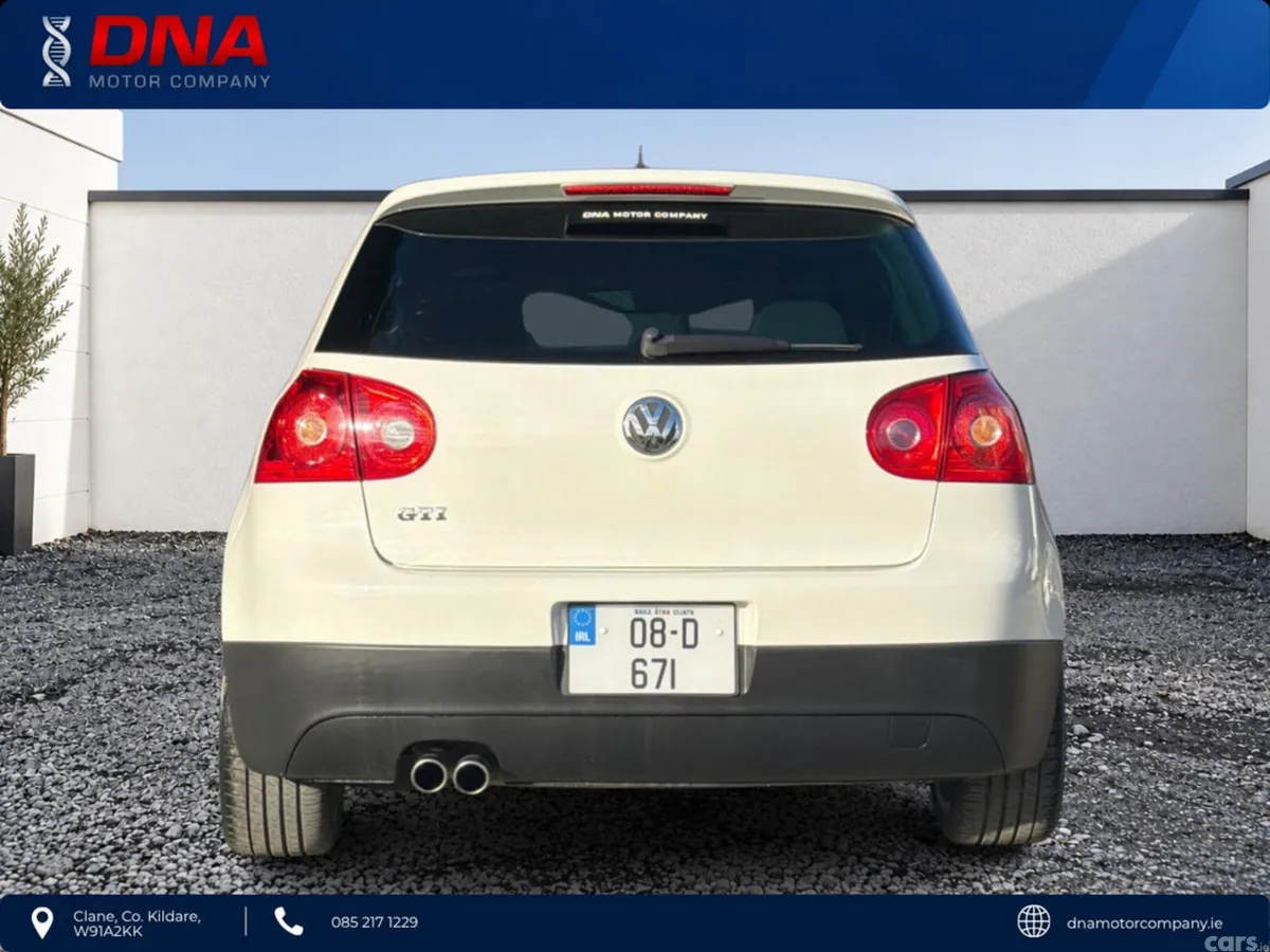 Volkswagen Golf Hatchback, Petrol, 2008, White