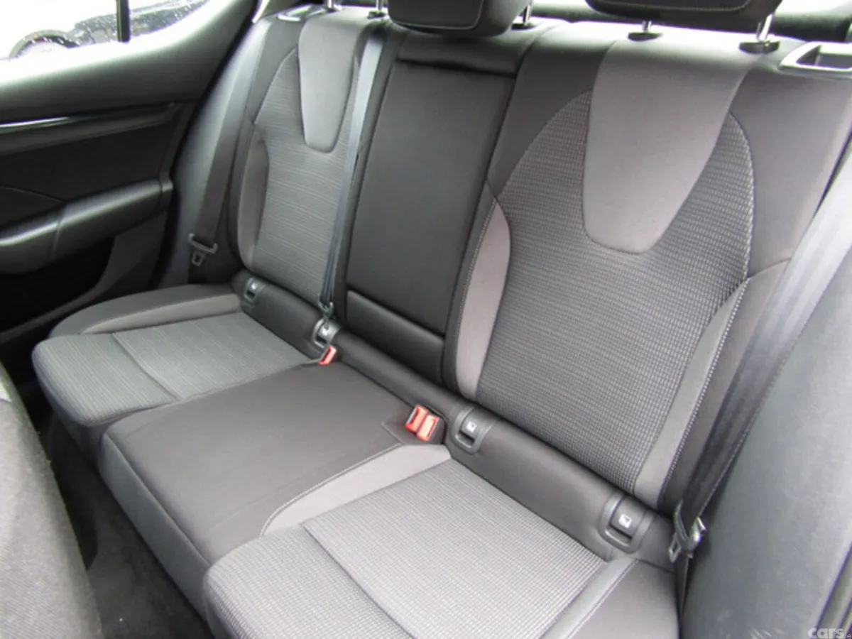 Skoda Octavia Hatchback, Diesel, 2021, Black