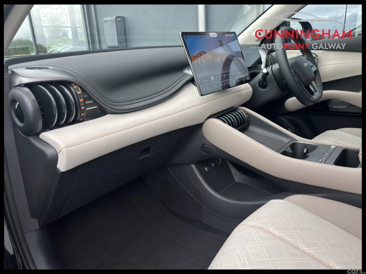 BYD ATTO 3 Hatchback, Electric, 2027, Black