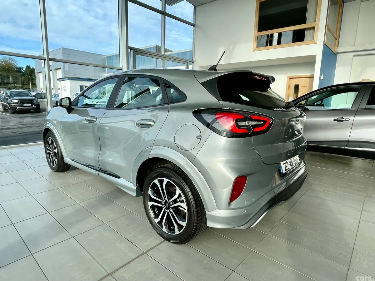 Ford Puma MPV, Petrol Hybrid, 2021, Grey