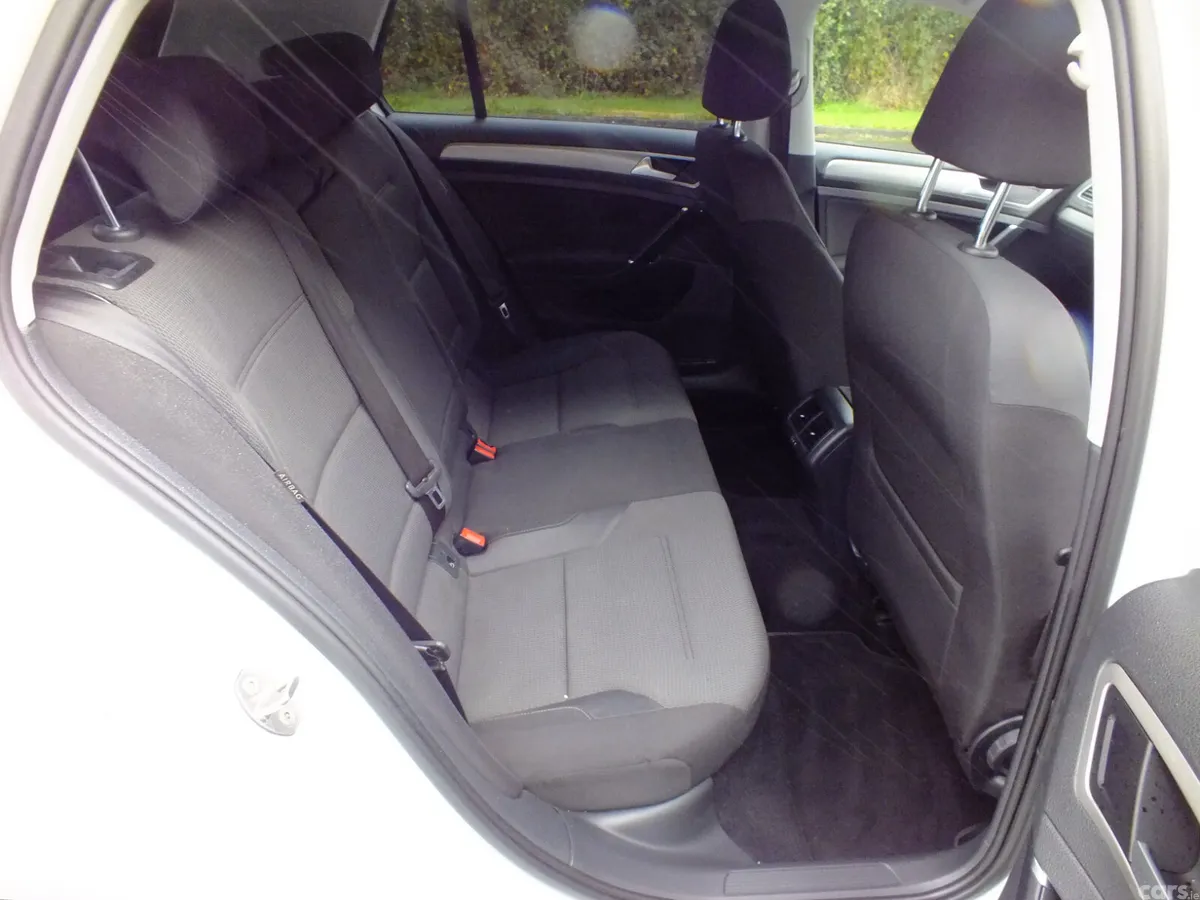 Volkswagen Golf Hatchback, Petrol, 2016, White
