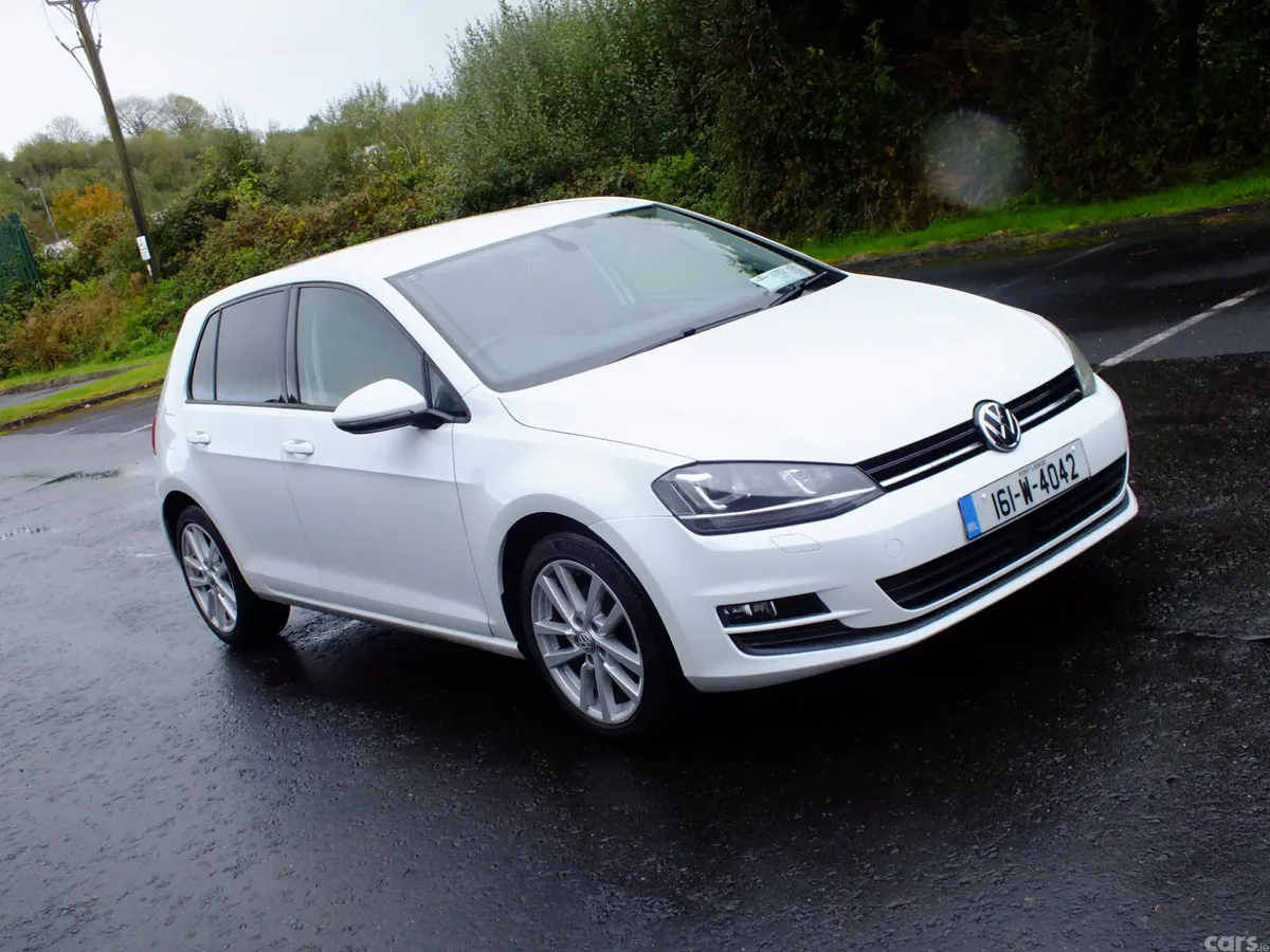 Volkswagen Golf Hatchback, Petrol, 2016, White