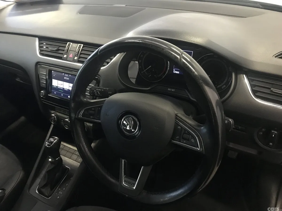 Skoda Octavia Estate, Diesel, 2017, Grey