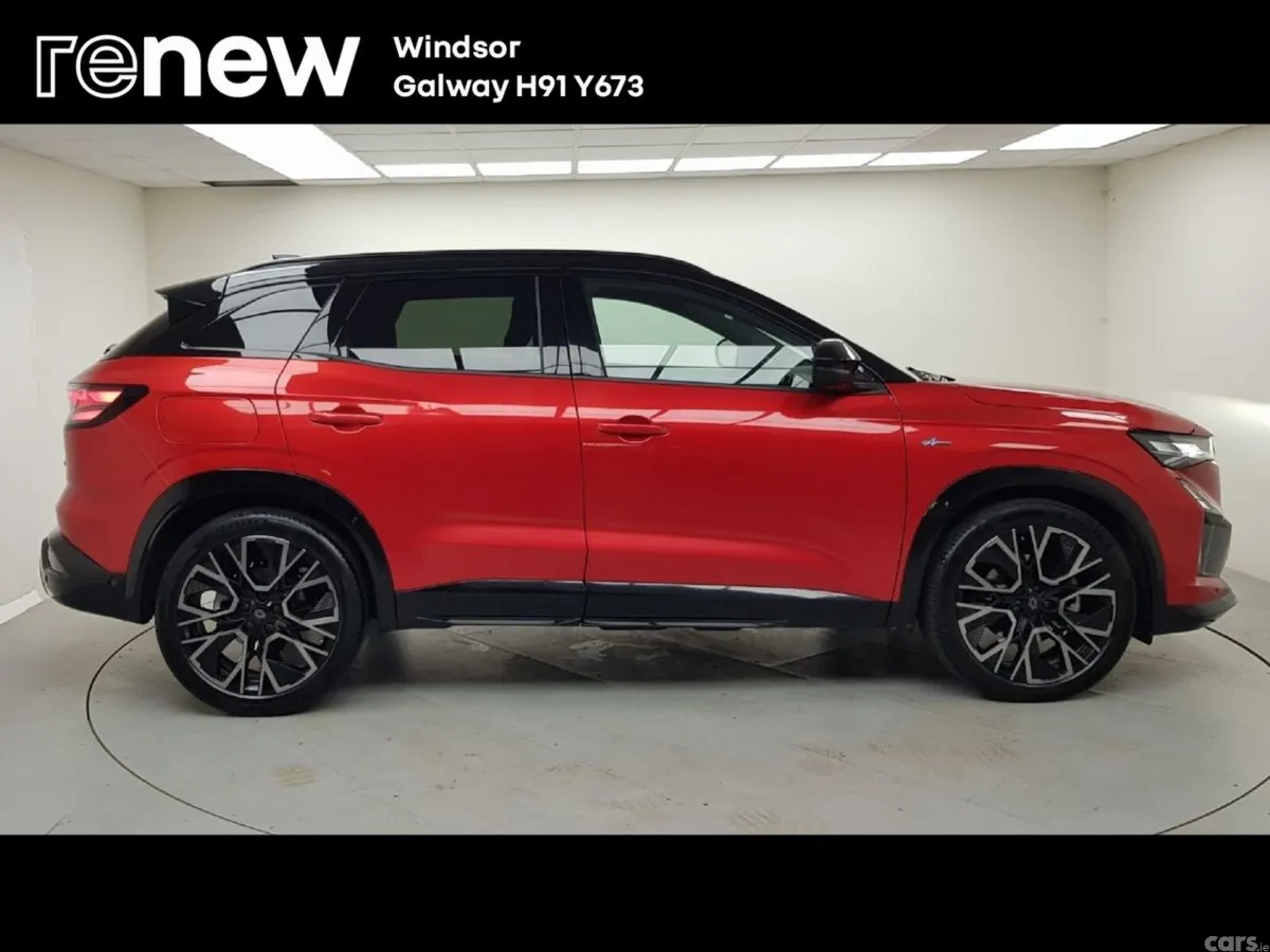 Renault Austral SUV, Petrol Hybrid, 2026, Red