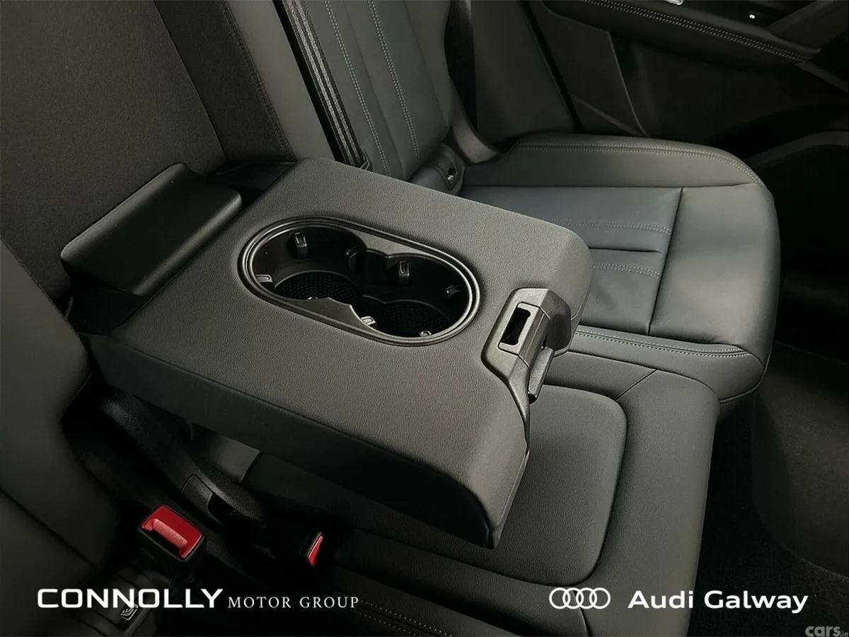 Audi Q5 SUV, Petrol Plug-in Hybrid, 2027, Black