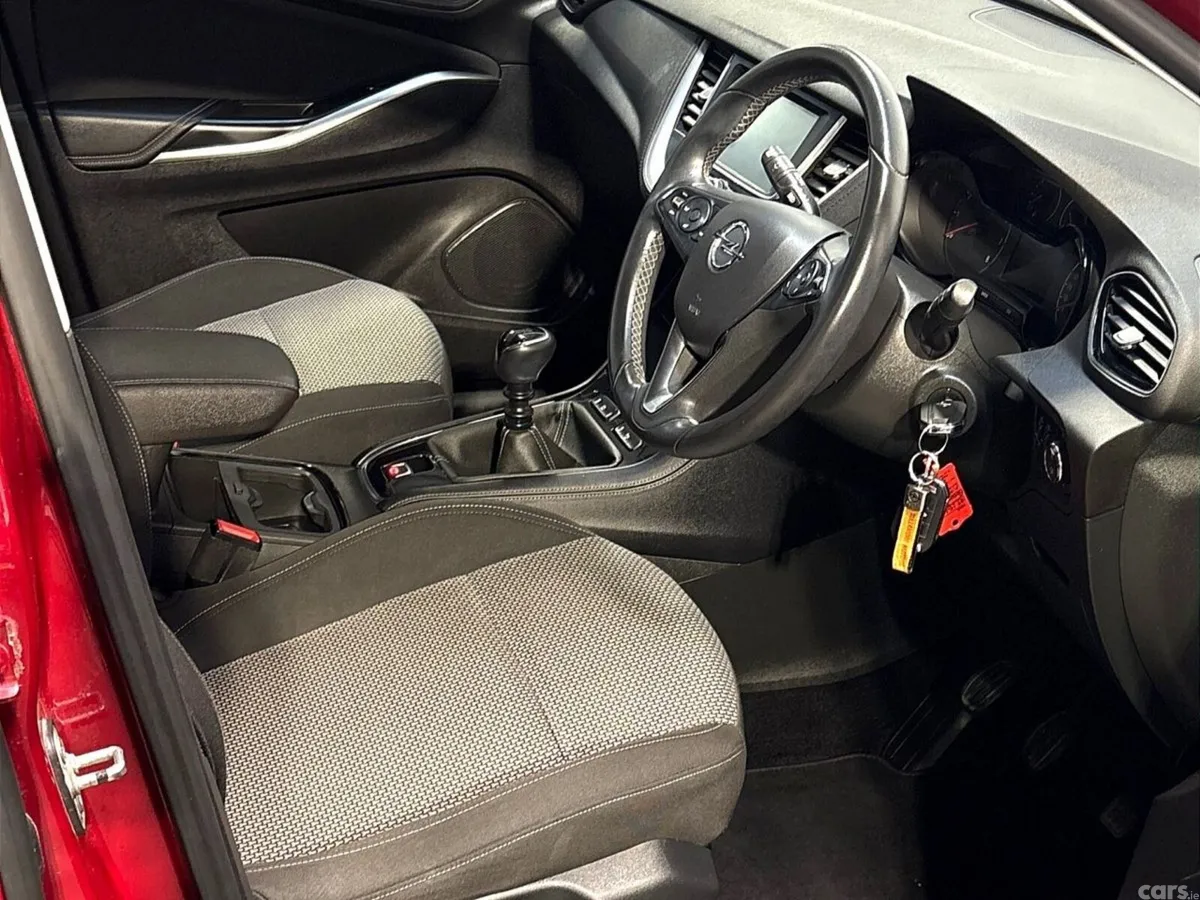 Opel Grandland X SUV, Petrol, 2019, Red
