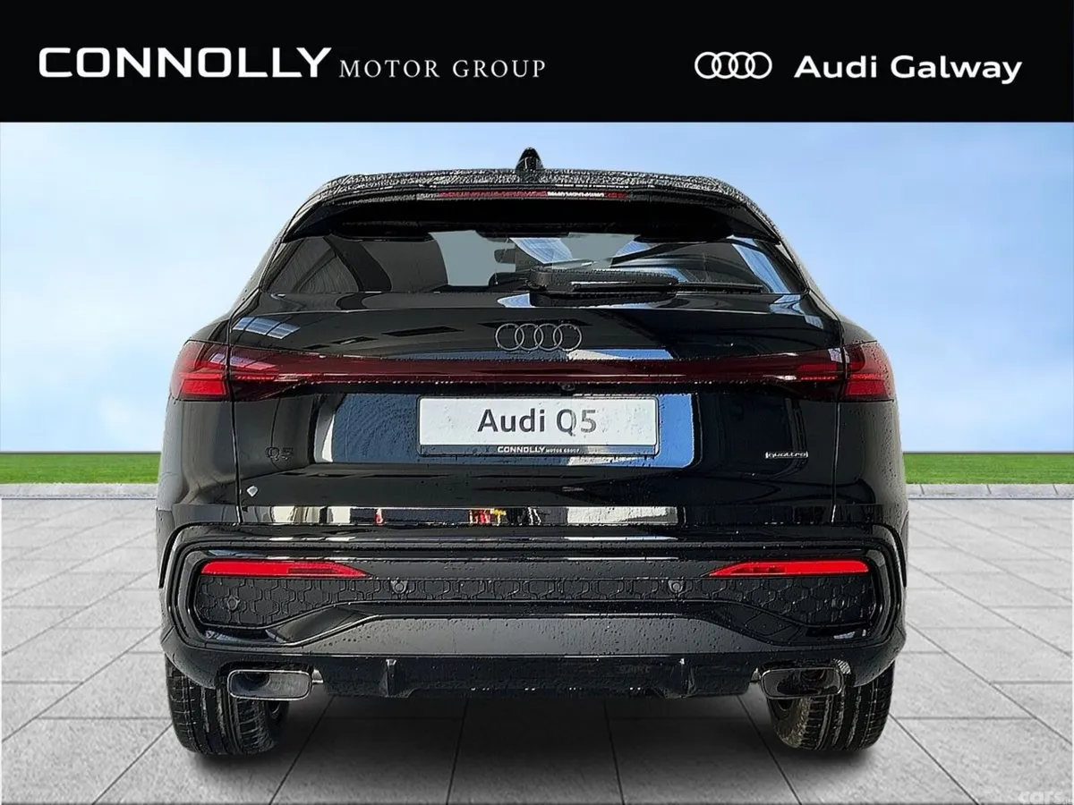 Audi Q5 SUV, Petrol Plug-in Hybrid, 2027, Black
