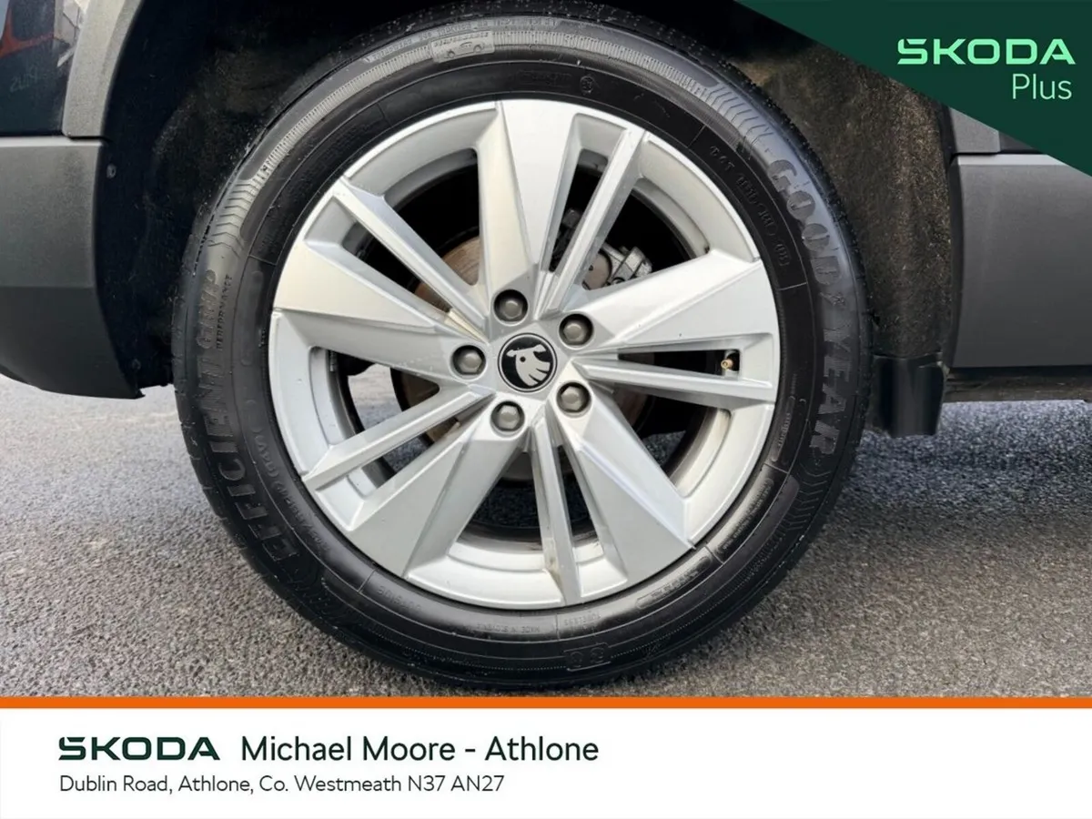 Skoda Karoq Estate, Petrol, 2026, Black