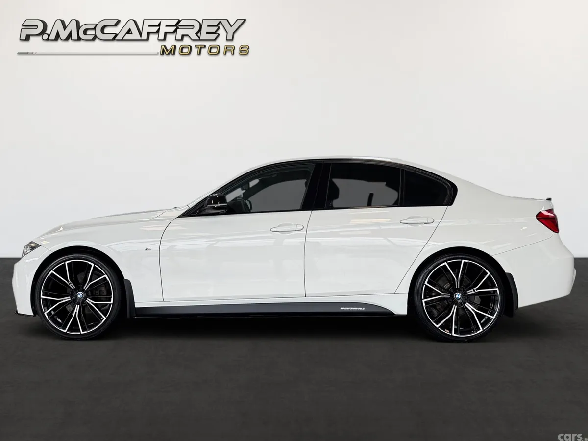 BMW 3-Series Saloon, Diesel, 2017, White