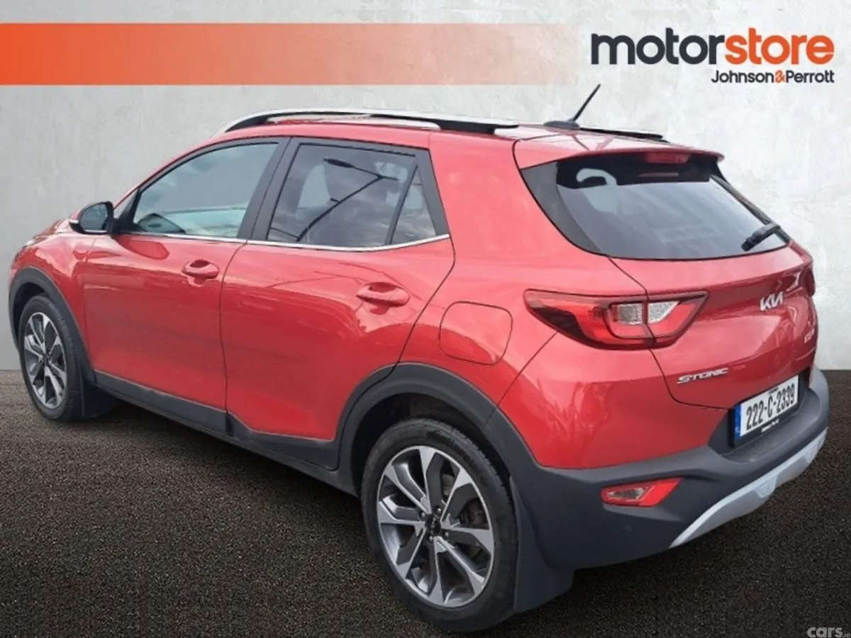 Kia Stonic MPV, Petrol Hybrid, 2022, Red