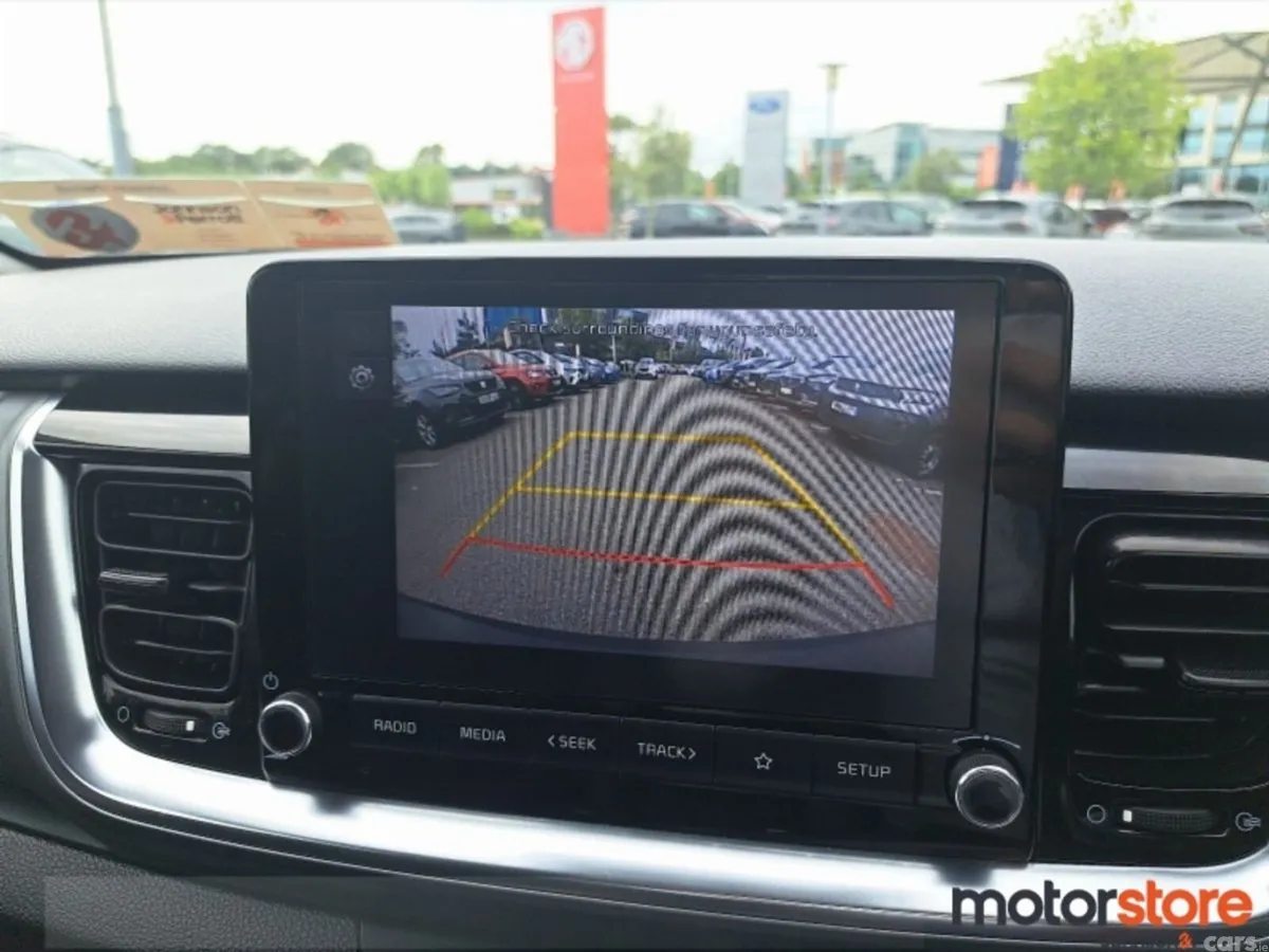 Kia Stonic MPV, Petrol Hybrid, 2022, Red