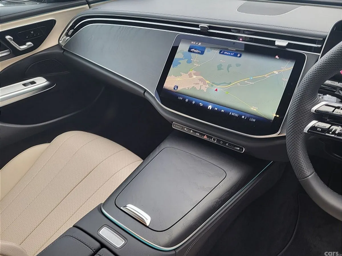 Mercedes-Benz E-Class Saloon, Diesel Plug-in Hybrid, 2027, Blue