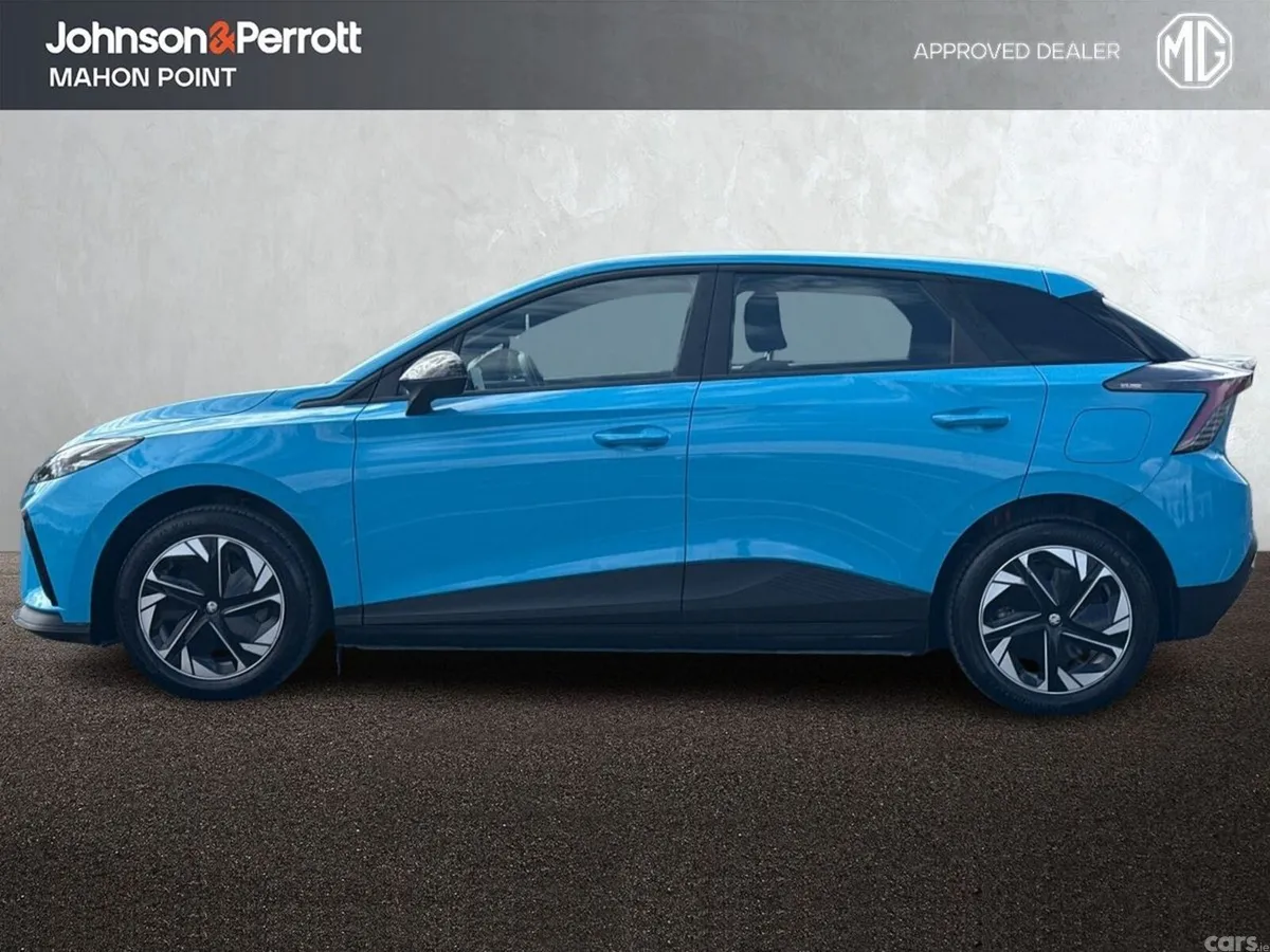 MG MG4 Hatchback, Electric, 2025, Blue