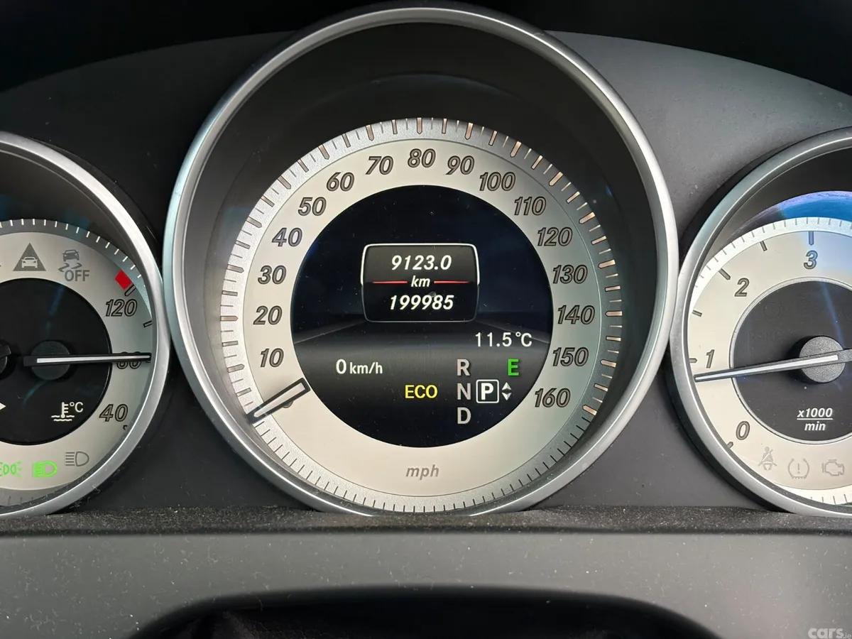 Mercedes-Benz E-Class Coupe, Diesel, 2015, White