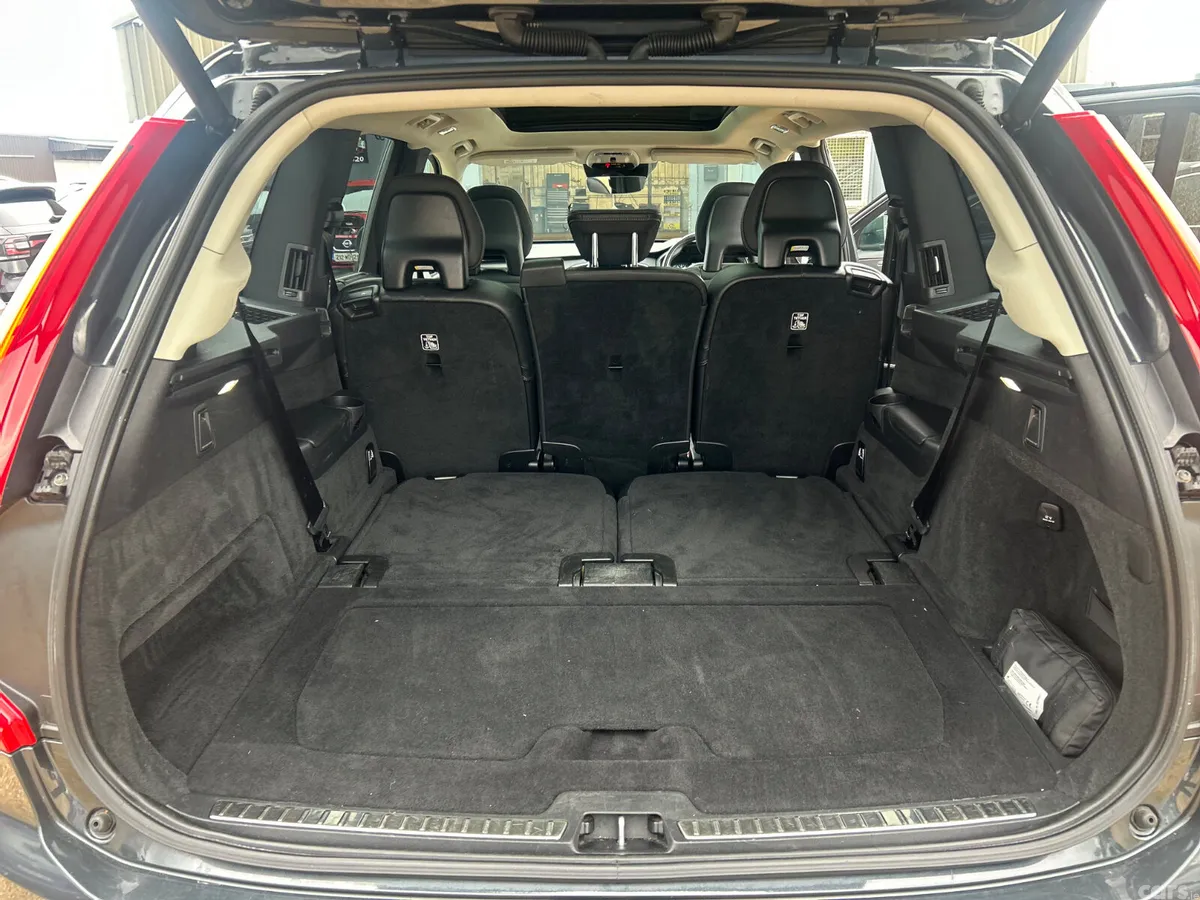 Volvo XC90 SUV, Petrol Plug-in Hybrid, 2021, Grey