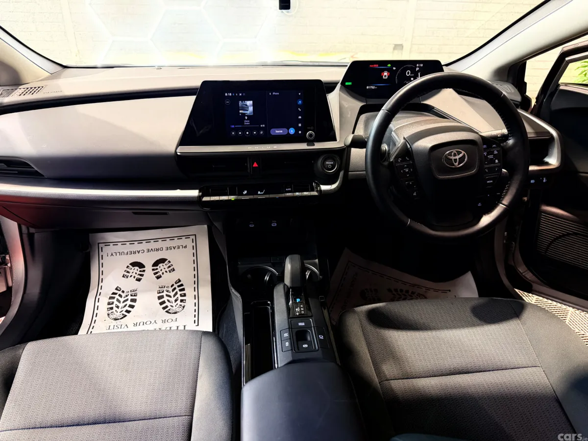 Toyota Prius Saloon, Petrol Hybrid, 2023, Silver