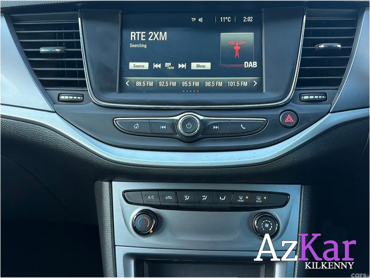 Opel Astra Hatchback, Diesel, 2019, Red