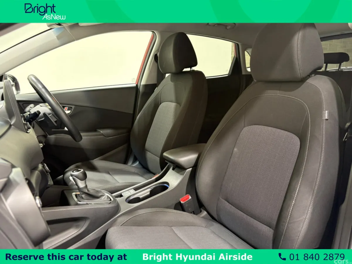 Hyundai KONA MPV, Petrol Hybrid, 2022, Red