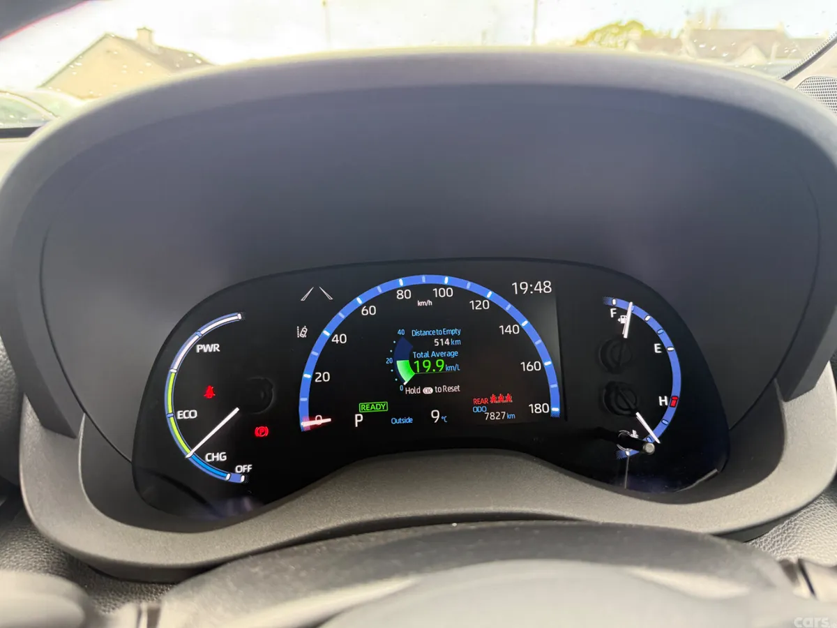 Toyota Yaris Cross SUV, Petrol Hybrid, 2023, White