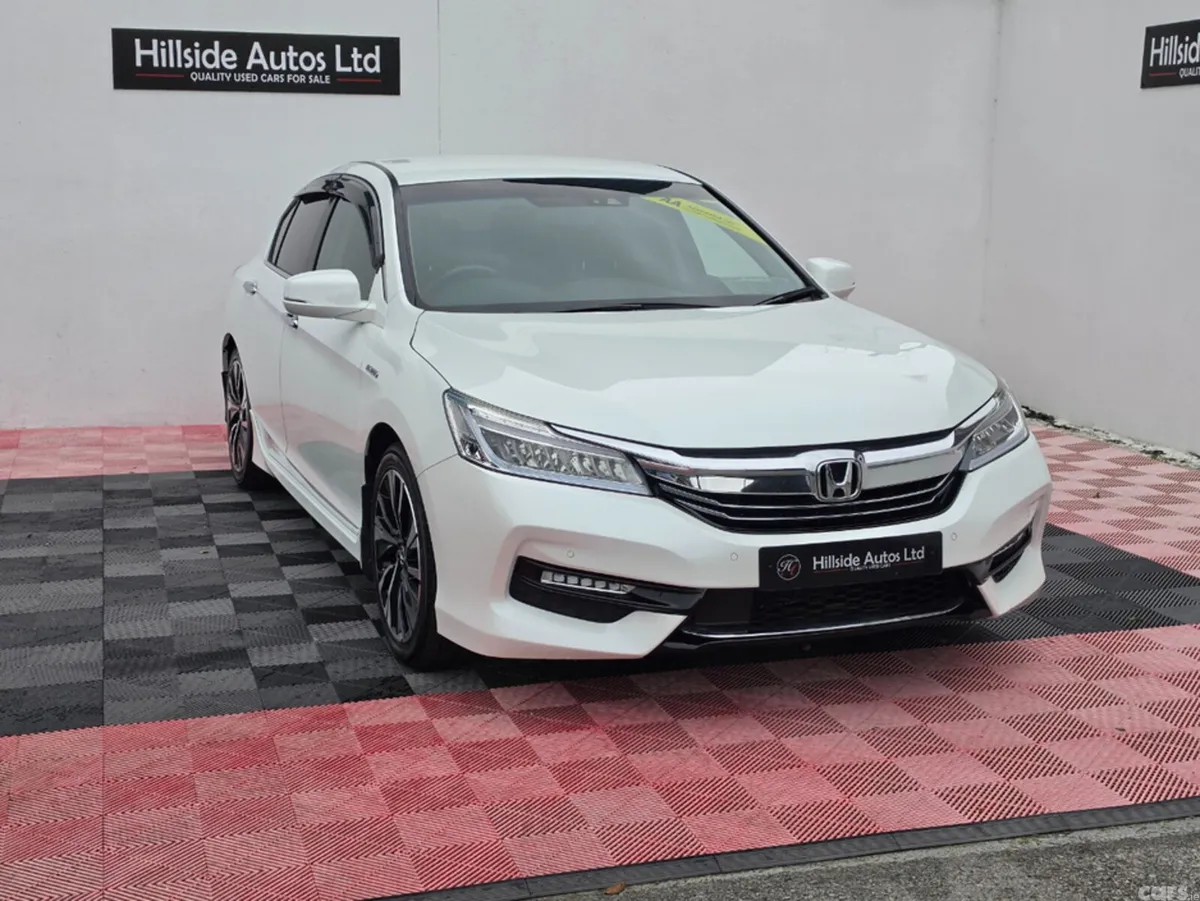 Honda Accord Saloon, Petrol Hybrid, 2017, White