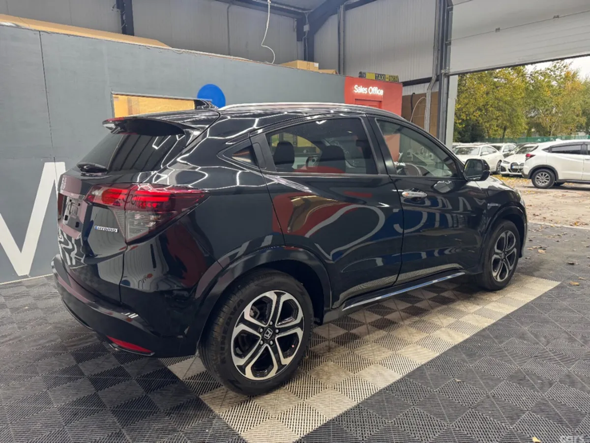 Honda Vezel SUV, Petrol Hybrid, 2018, Black