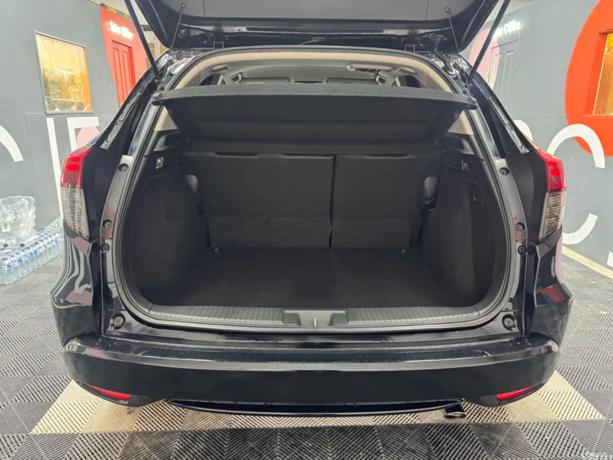 Honda Vezel SUV, Petrol Hybrid, 2018, Black