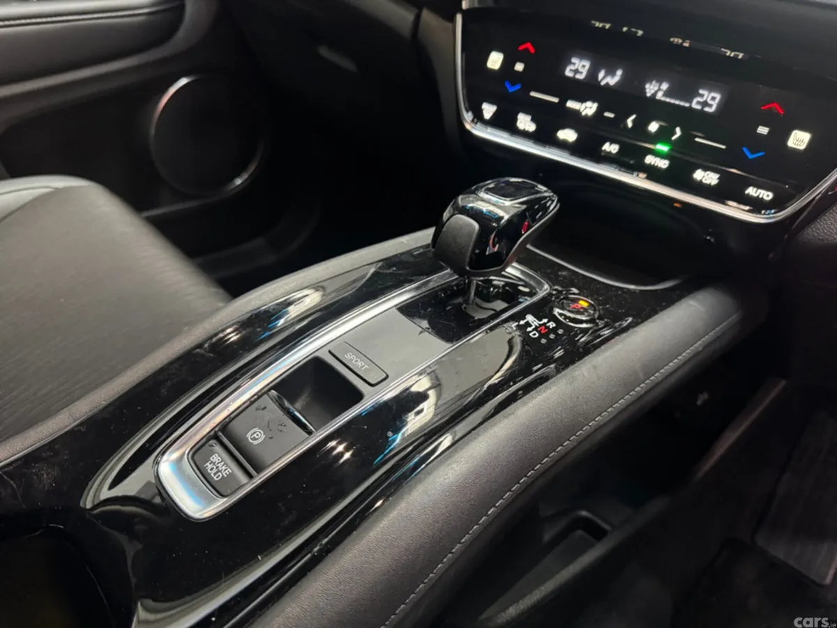 Honda Vezel SUV, Petrol Hybrid, 2018, Black