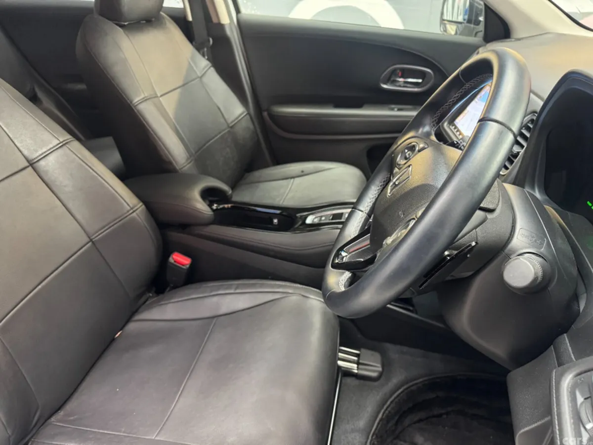 Honda Vezel SUV, Petrol, 2017, White