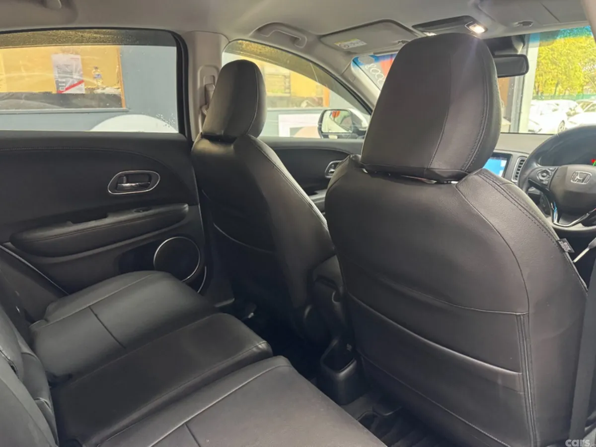 Honda Vezel SUV, Petrol, 2017, White