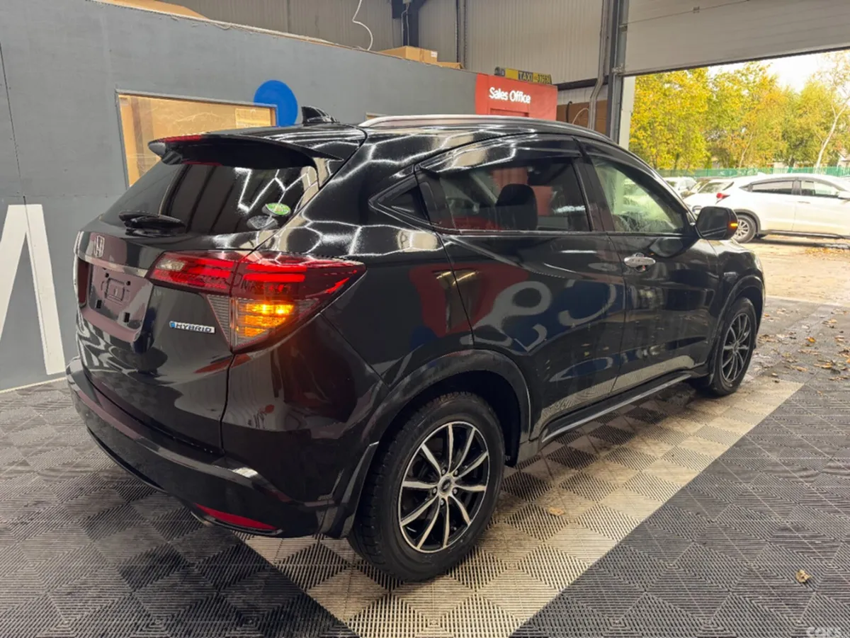 Honda Vezel SUV, Petrol Hybrid, 2018, Black