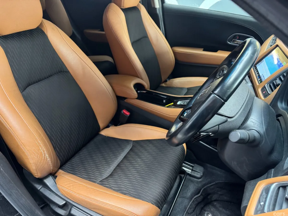 Honda Vezel SUV, Petrol Hybrid, 2018, Black