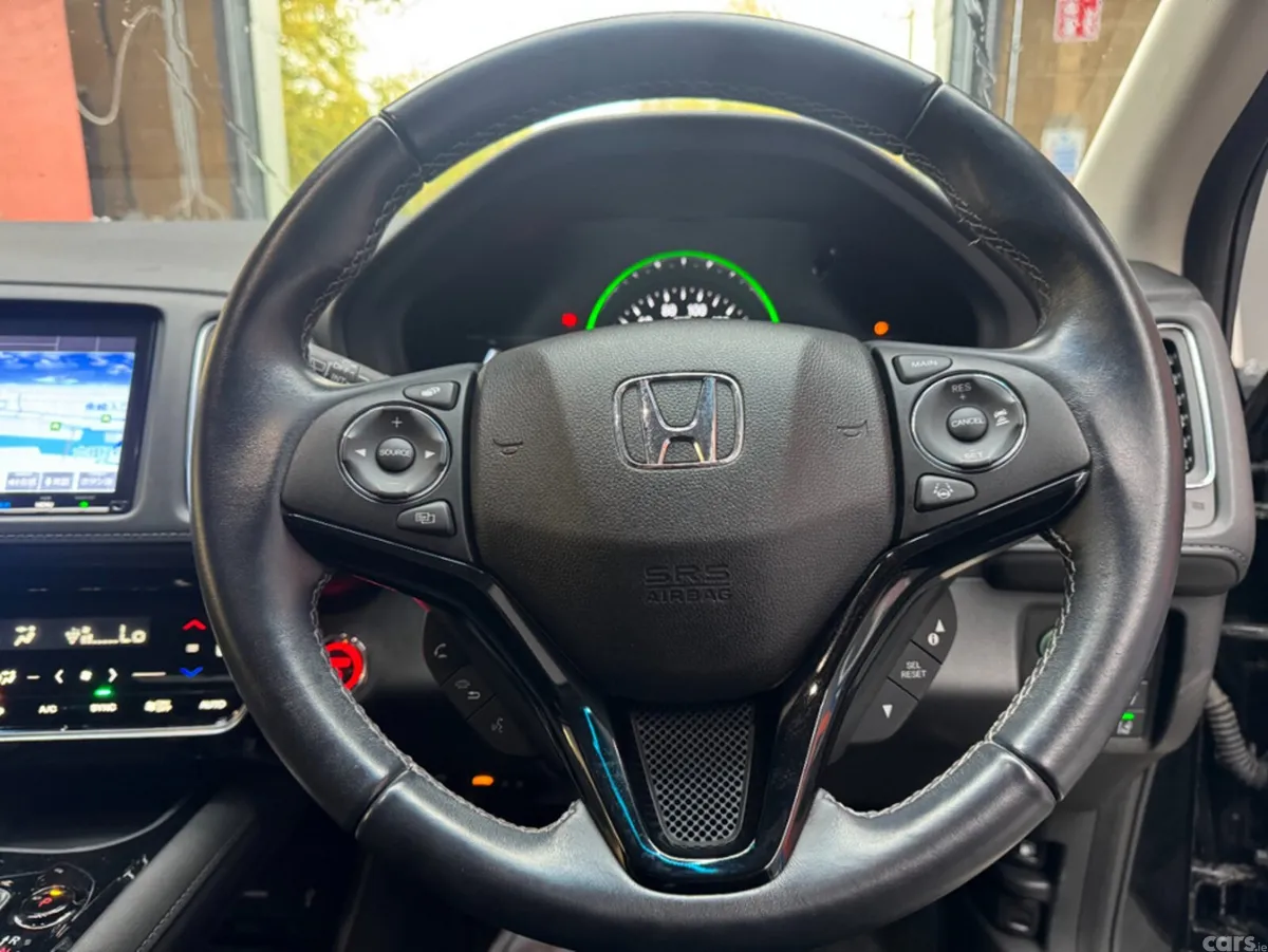 Honda Vezel SUV, Petrol Hybrid, 2020, Black