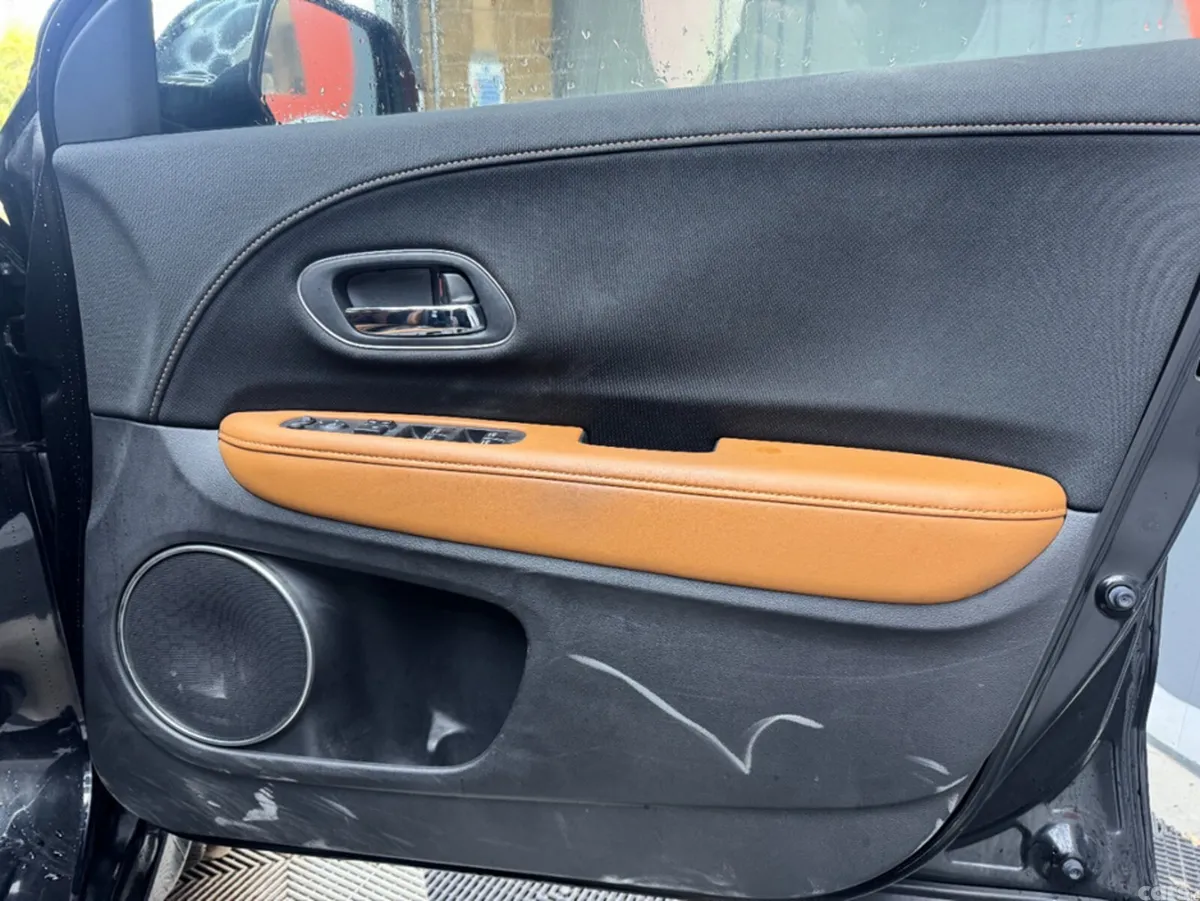 Honda Vezel SUV, Petrol Hybrid, 2018, Black