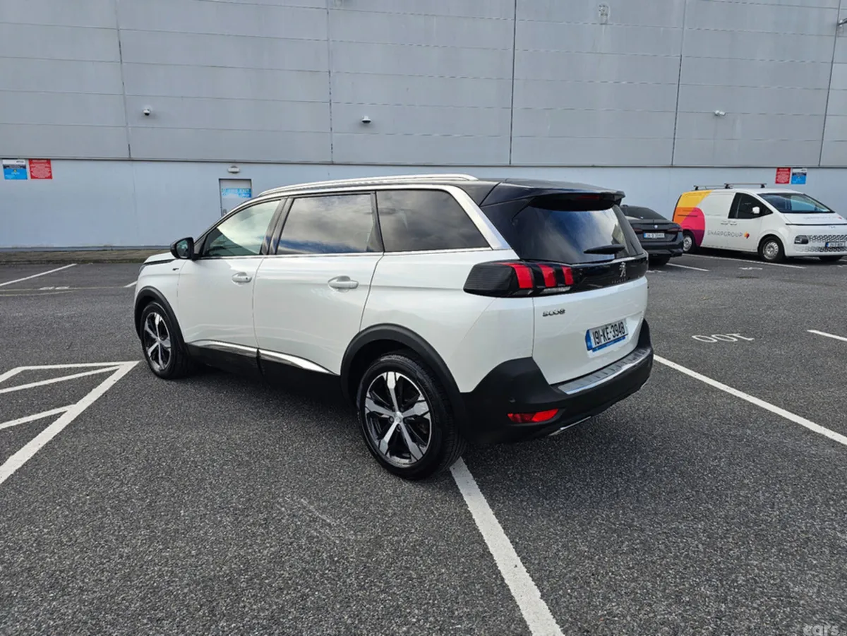 Peugeot 5008 MPV, Diesel, 2019, White