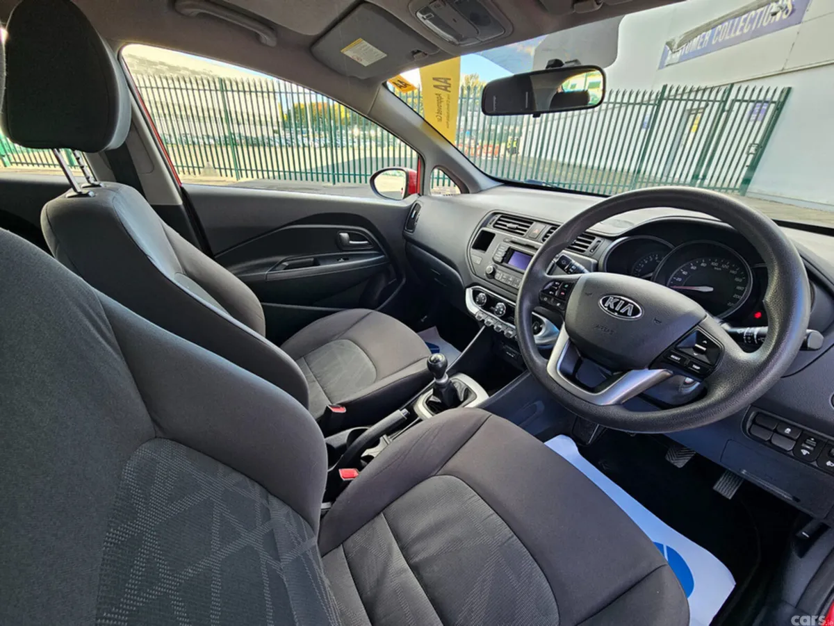 Kia Rio MPV, Petrol, 2013, Red