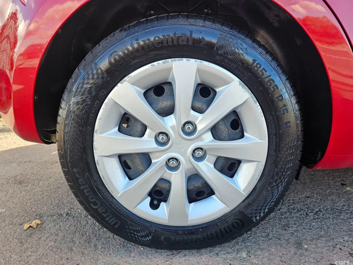 Kia Rio MPV, Petrol, 2013, Red