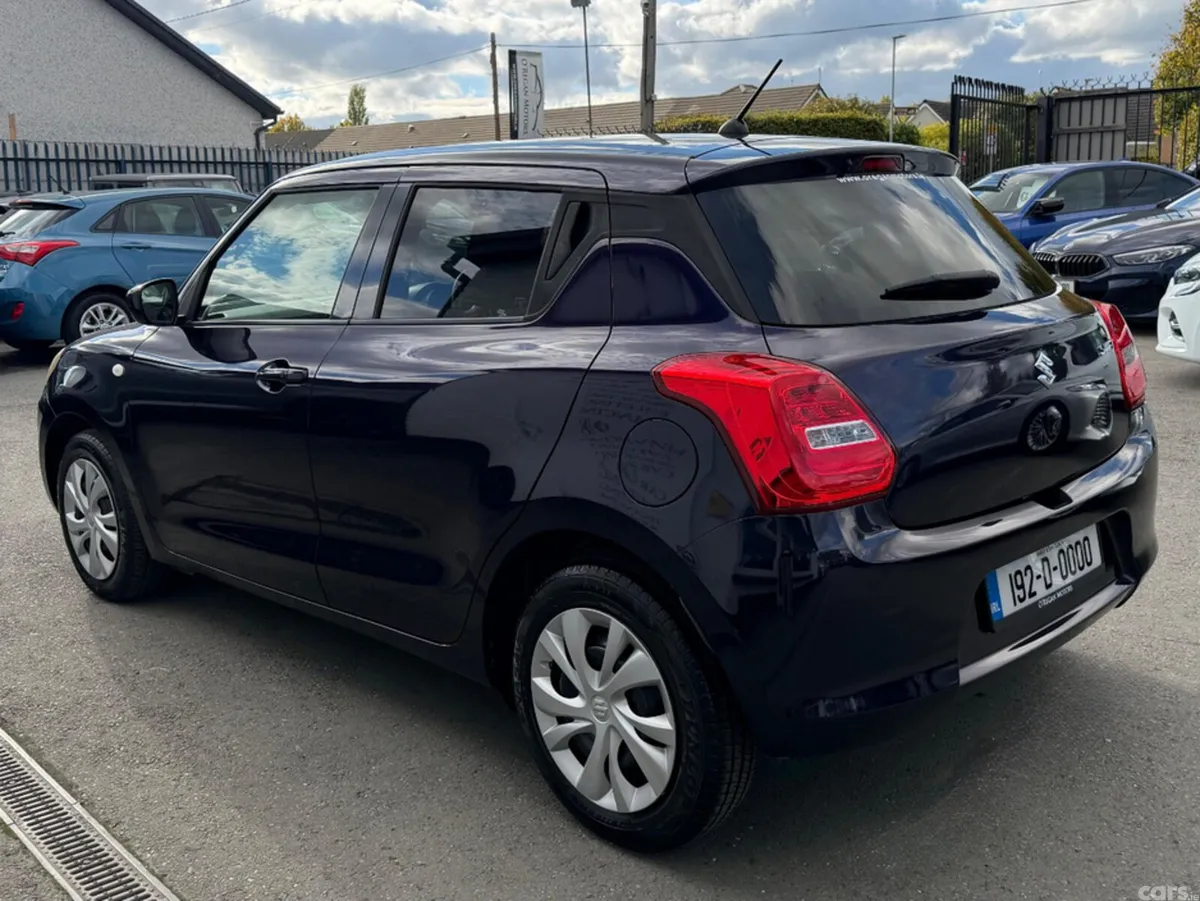 Suzuki Swift Hatchback, Petrol, 2019, Purple
