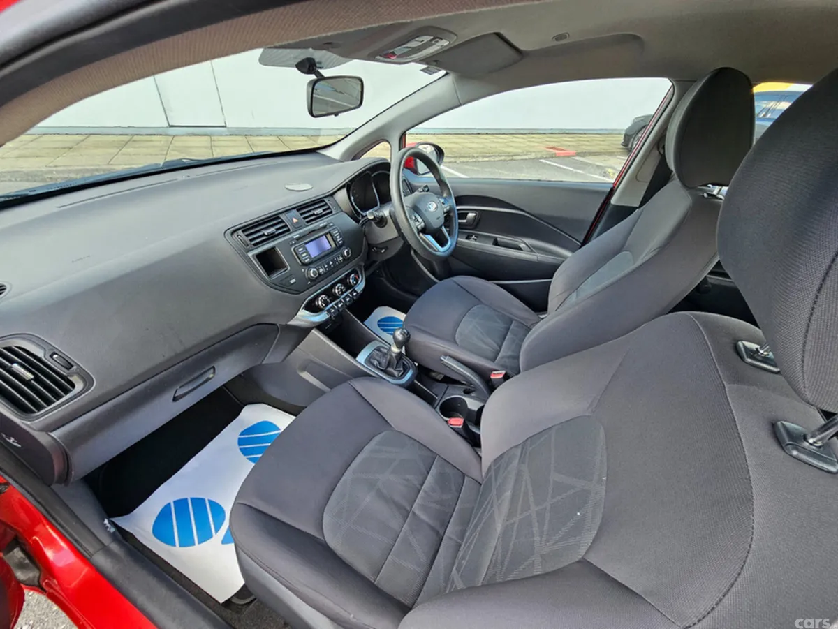 Kia Rio MPV, Petrol, 2013, Red