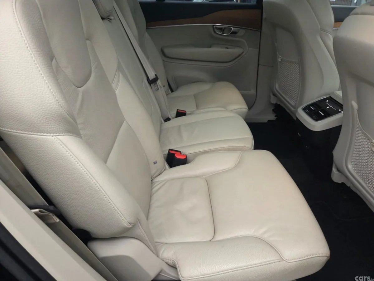 Volvo XC90 MPV, Diesel, 2021, Black