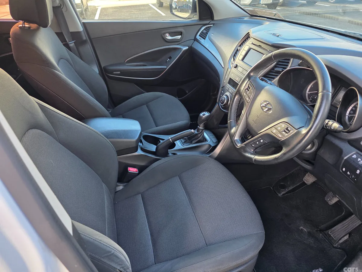 Hyundai Santa Fe SUV, Diesel, 2017, White